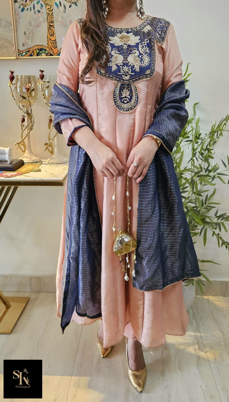 Royal Grace – Pure Tissue Silk Handwork Set