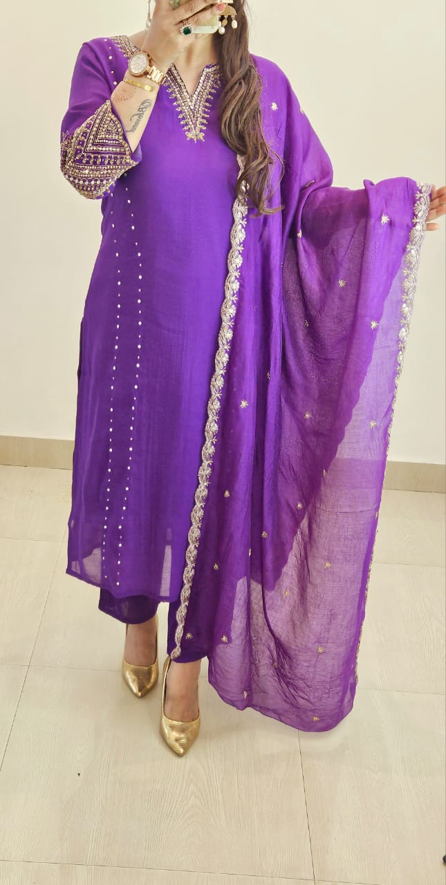 Regal Grace Handworked Mul Chanderi Suit Set